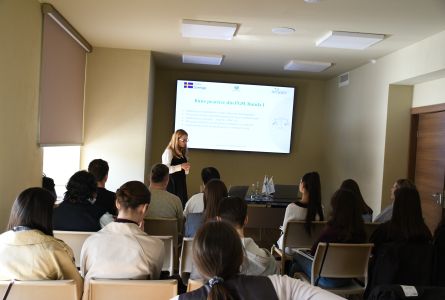 Particularitățile creării conținutului despre subiecte de mediu și justiție verde prezentate jurnaliștilor în cadrul evenimentului pentru mass-media